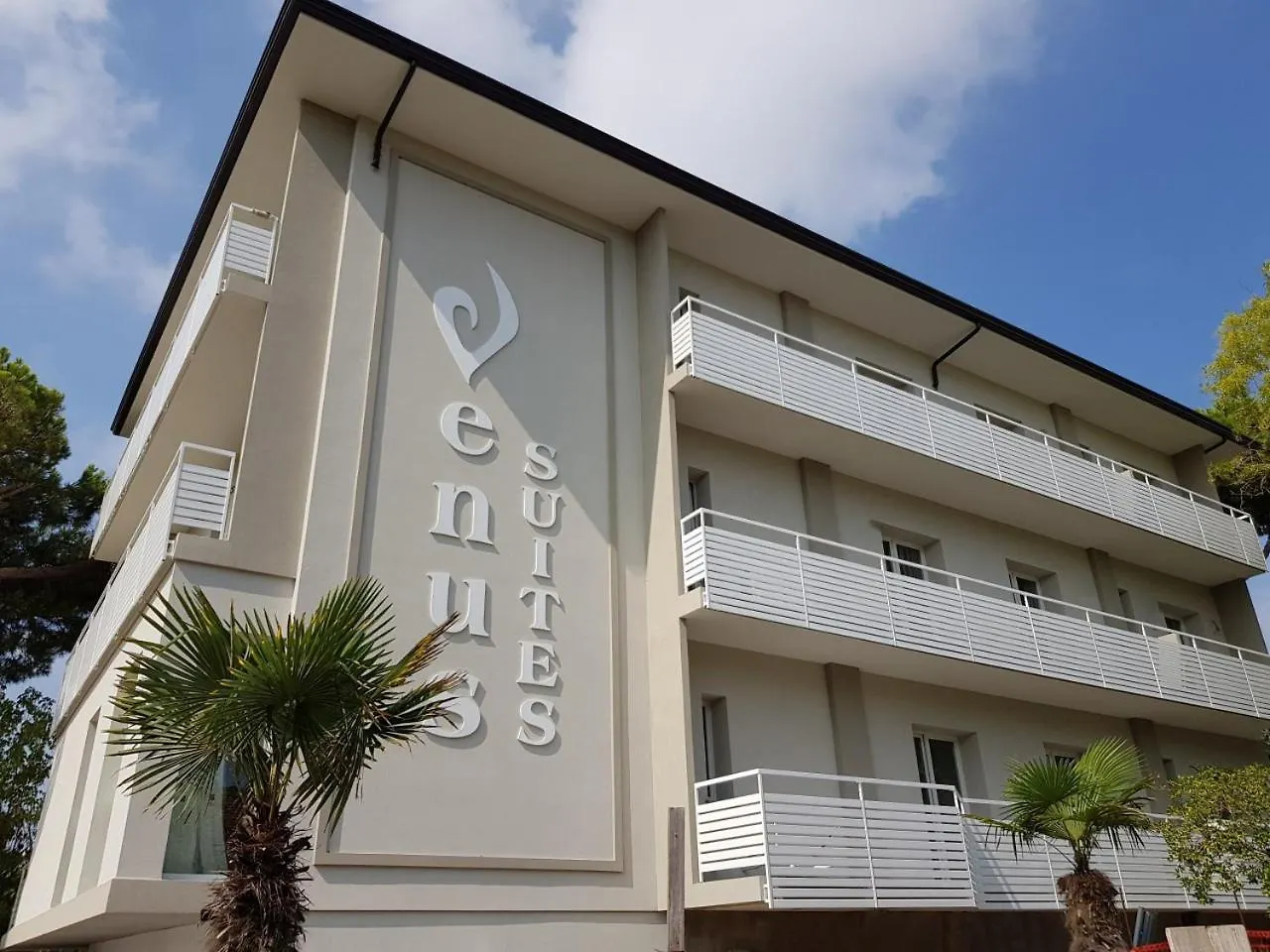 **** Hotel Venus Suites Cervia Italien